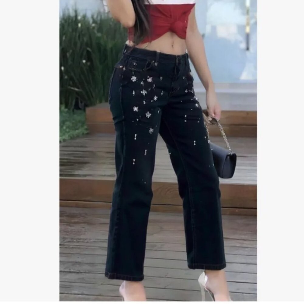🎄🤶🎁 Just Posted ... Gloria Vanderbilt Slimming Jeans